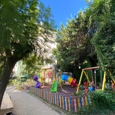 ميليسا غاردن للشقق الفندقية 4*