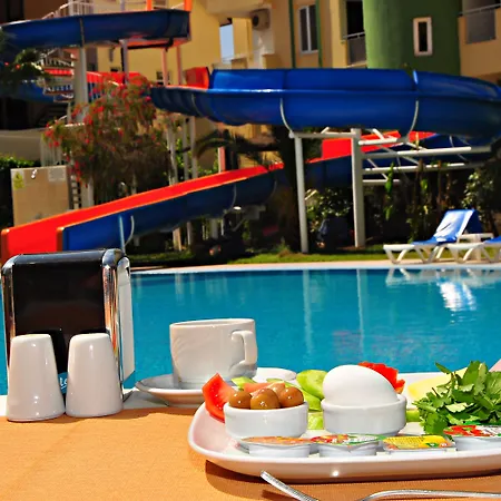 Melissa Garden 4* Side