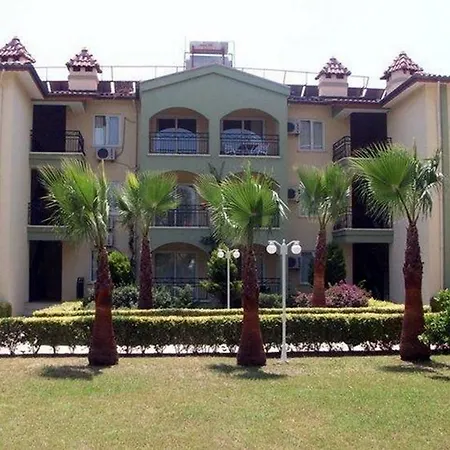 Apartmanhotel Melissa Garden Side