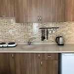 Melissa Garden 4* Side