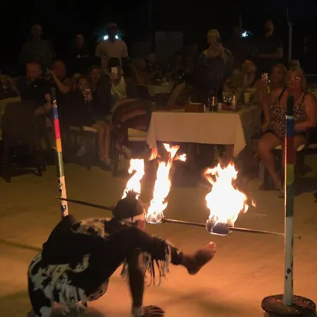 Melissa Garden Appart hôtel Sidé