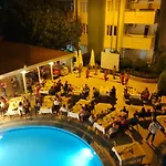 Melissa Garden 4* Side
